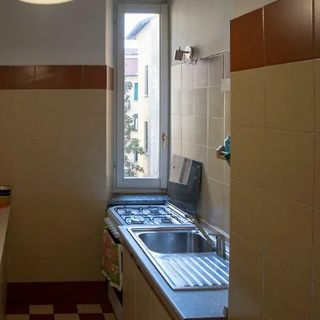 Apartament Olona Place 4 *