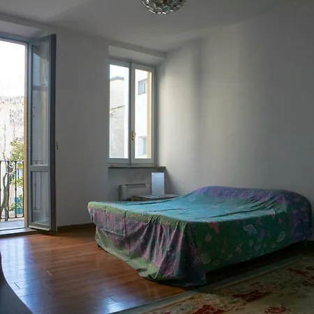 Olona Place 4 Mediolan